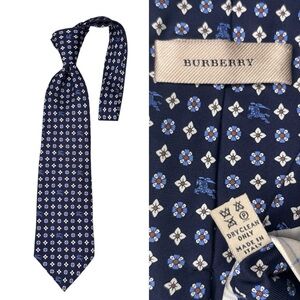 Burberry Made in Italy Navy Blue Patterned floral equestrian Men's silk Tie